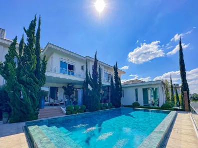 Casa de Condomínio com 4 Quartos para venda ou aluguel, 820m² no Alphaville, Santana de Parnaíba