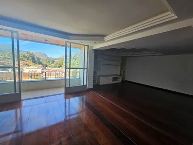 Cobertura com 4 Quartos à venda, 260m² no Valparaíso, Petrópolis