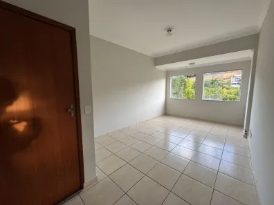 Apartamento com 2 Quartos para alugar, 102m² no Ferreira, São Lourenço