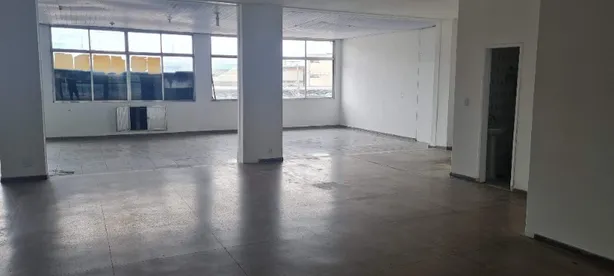 Prédio Inteiro para alugar, 1316m² no Centro, Duque de Caxias
