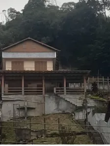 Casa com 2 Quartos à venda, 129m² no Castelanea, Petrópolis