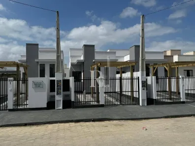 Casa com 2 Quartos para alugar, 54m² no Joaia, Tijucas