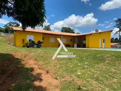 Fazenda / Sítio / Chácara com 3 Quartos à venda, 8000m² no Hypocampos, Mairinque