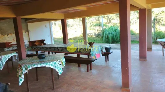 Fazenda / Sítio / Chácara com 3 Quartos à venda, 200m² no Goiabal, Barra Mansa