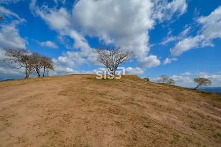 Terreno / Lote / Condomínio à venda, 28713m² no Araras, Petrópolis