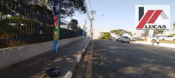 Prédio Inteiro para venda ou aluguel, 631m² no Parque Bahia, Cotia