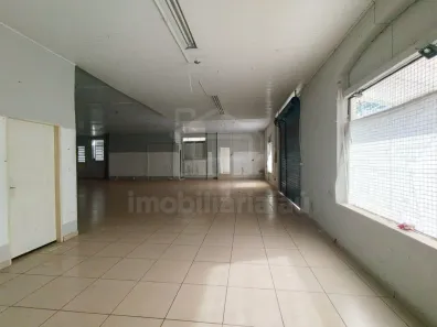 Loja / Salão / Ponto Comercial para alugar, 320m² no Chácara Braz Miraglia, Jaú