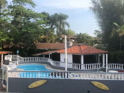 Apartamento com 2 Quartos para alugar, 90m² no Camburi, São Sebastião