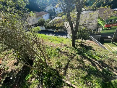 Terreno / Lote / Condomínio à venda, 430m² no Independência, Petrópolis