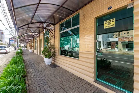 Loja / Salão / Ponto Comercial para alugar, 45m² no Juvevê, Curitiba