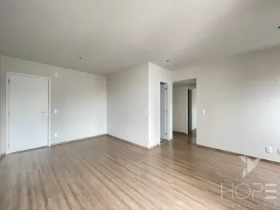 Flat com 2 Quartos à venda, 64m² no Centro, Londrina