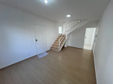 Casa de Condomínio com 2 Quartos para alugar, 60m² no Sítio das Paineiras/California, Barueri