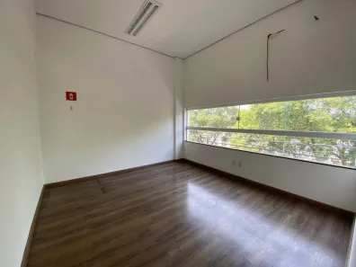 Prédio Inteiro para alugar, 750m² no Jardim Nova Yorque, Araçatuba