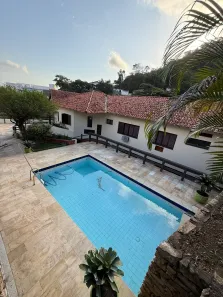 Sobrado com 4 Quartos para alugar, 394m² no São Francisco, Niterói