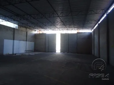 Galpão / Depósito / Armazém à venda, 360m² no Vila Julieta, Resende