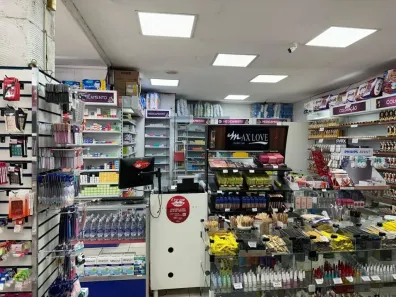 Loja / Salão / Ponto Comercial à venda, 666m² no Jardim Jacira, Itapecerica da Serra