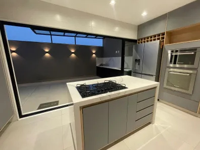 Casa de Condomínio com 4 Quartos à venda, 400m² no Centro, Nova Iguaçu