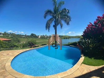 Fazenda / Sítio / Chácara com 7 Quartos à venda, 385m² no , Igaratá
