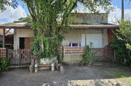Galpão / Depósito / Armazém com 3 Quartos à venda, 224m² no Itapema do Norte, Itapoá