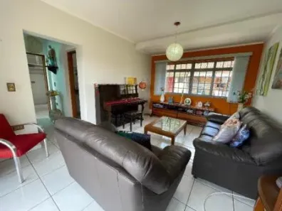 Casa com 3 Quartos à venda, 191m² no Centro, Águas de São Pedro