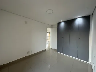 Apartamento com 2 Quartos para alugar, 76m² no Jardim Tupanci, Barueri