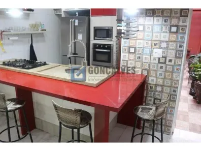 Sobrado com 4 Quartos para alugar, 570m² no Mauá, São Caetano do Sul