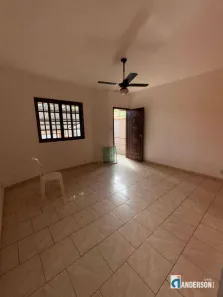 Casa com 3 Quartos para alugar, 220m² no Flamengo, Maricá
