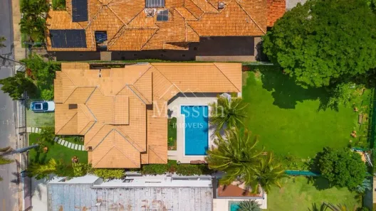 Casa com 6 Quartos para venda ou aluguel, 833m² no Setor de Habitações Individuais Sul, Brasília