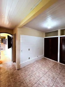 Casa com 1 Quarto para alugar, 70m² no Castelanea, Petrópolis