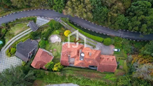 Casa de Condomínio com 4 Quartos à venda, 455m² no Lot Véu da Noiva, Campos do Jordão