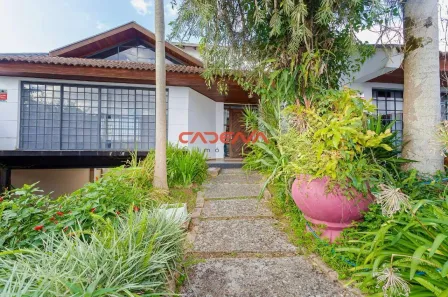 Casa com 5 Quartos para alugar, 400m² no Boa Vista, Curitiba