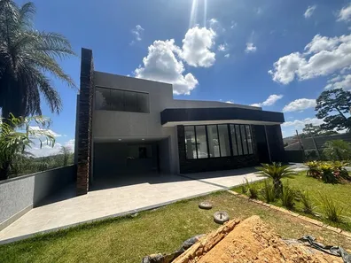 Casa de Condomínio com 4 Quartos à venda, 500m² no Condominio Gran Royalle Confins, Confins