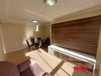 Casa com 2 Quartos para alugar, 69m² no Balneário, Florianópolis