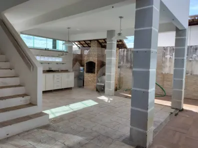 Casa de Condomínio com 3 Quartos à venda, 220m² no Aeroporto, Aracaju