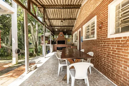 Fazenda / Sítio / Chácara com 4 Quartos para alugar, 20000m² no Centro Cívico, Mogi das Cruzes