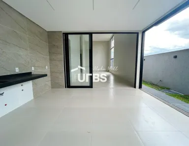 Casa de Condomínio com 3 Quartos à venda, 177m² no Jardins Porto, Senador Canedo