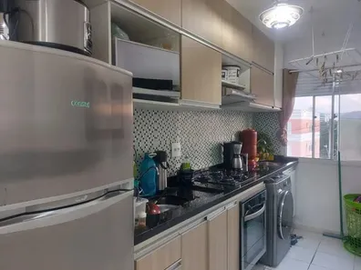 Apartamento com 2 Quartos à venda, 47m² no Jardim Ísis, Cotia