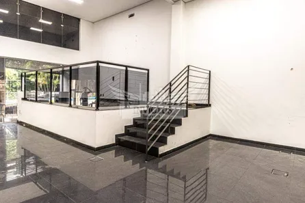 Prédio Inteiro para alugar, 1131m² no Santo Antônio, São Caetano do Sul