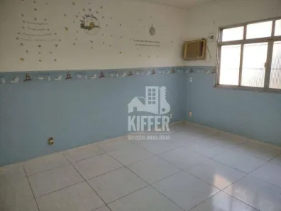 Casa Comercial à venda, 244m² no Coelho, São Gonçalo