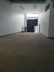 Galpão / Depósito / Armazém à venda, 700m² no Taquara, Rio de Janeiro
