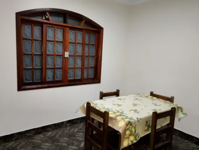 Sobrado com 3 Quartos à venda, 270m² no Jardim das Oliveiras, Jacareí