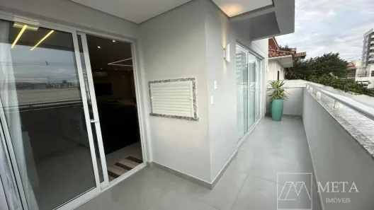 Apartamento com 2 Quartos à venda, 98m² no Barreiros, São José
