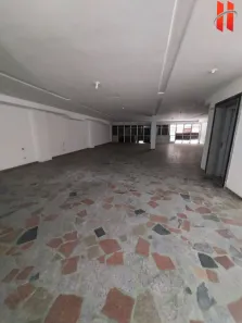 Prédio Inteiro para alugar, 850m² no Jardim Vinte e Cinco de Agosto, Duque de Caxias
