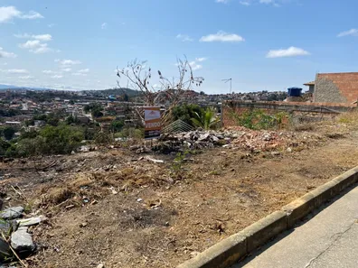 Terreno / Lote / Condomínio à venda, 200m² no Santa Maria, Vespasiano