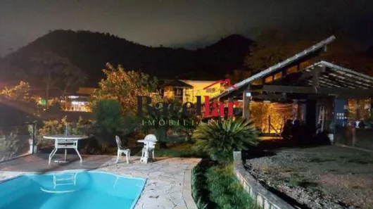 Casa de Condomínio com 3 Quartos à venda, 202m² no Limoeiro, Guapimirim
