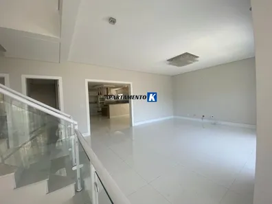 Sobrado com 4 Quartos para alugar, 360m² no Jardim Fazenda Rincão, Arujá