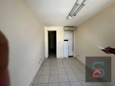 Loja / Salão / Ponto Comercial à venda, 35m² no São Bento, Cabo Frio