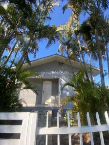 Casa com 3 Quartos para alugar, 101m² no Monte Castelo, Criciúma