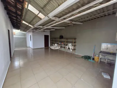 Casa com 3 Quartos à venda, 166m² no Leonor, Londrina