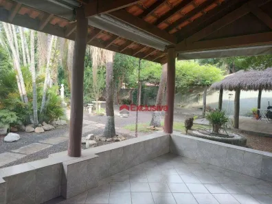Fazenda / Sítio / Chácara com 3 Quartos para alugar, 372m² no Morumbi, Paulínia